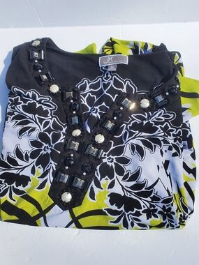 JM Collection Black, White & Lime Floral Embellished V-Neck Tunic